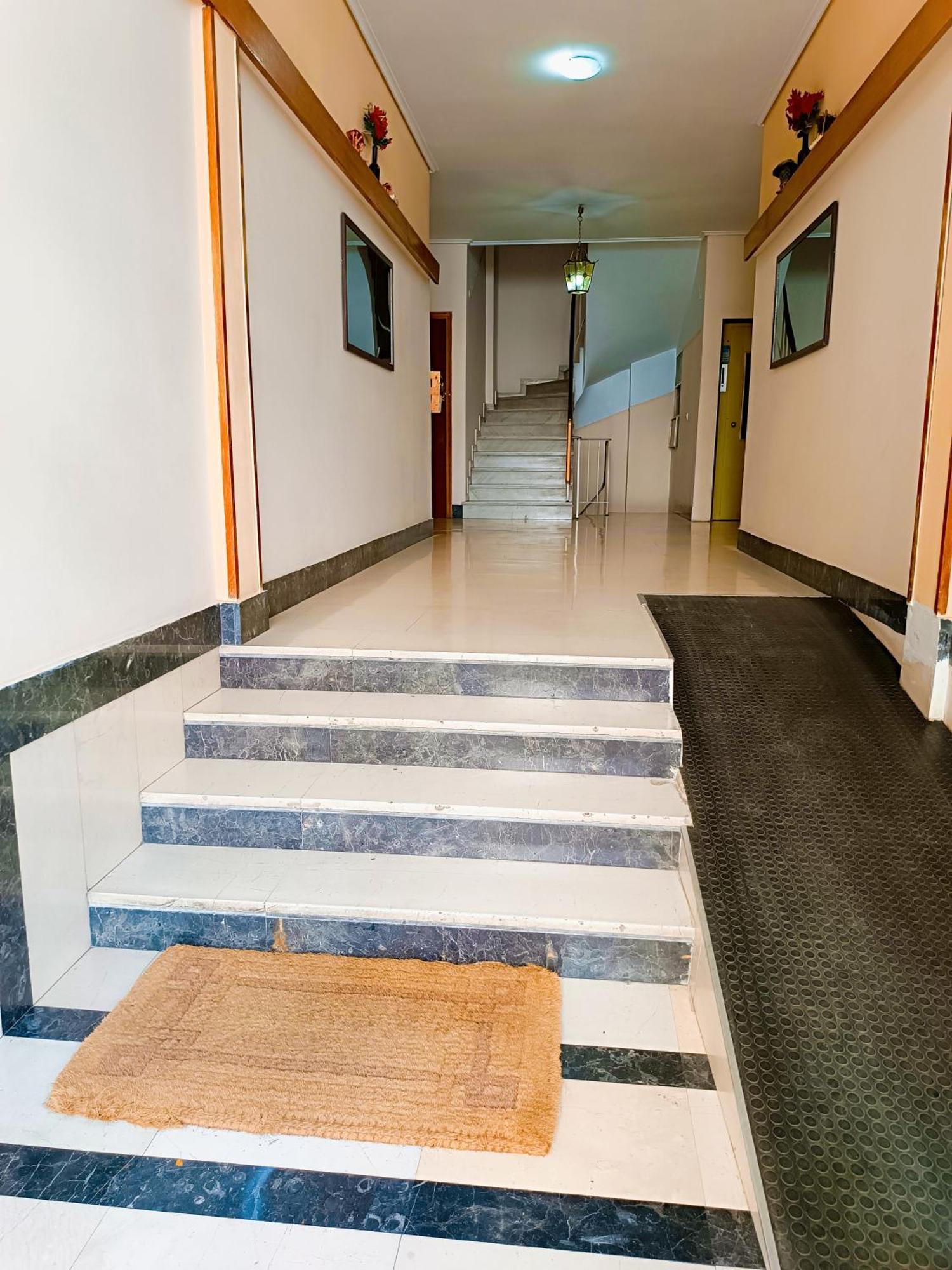Cozy Apartment In Athens Ngoại thất bức ảnh